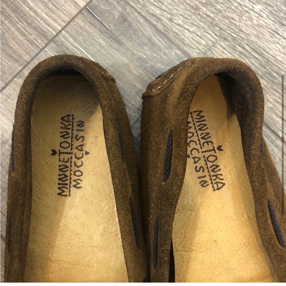 Minnetonka brown Moccasin Fringe Slip-on shoes - Picture 4 of 5